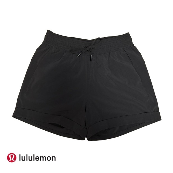 Lululemon Spring Break Away Short size 4 - Picture 1 of 6